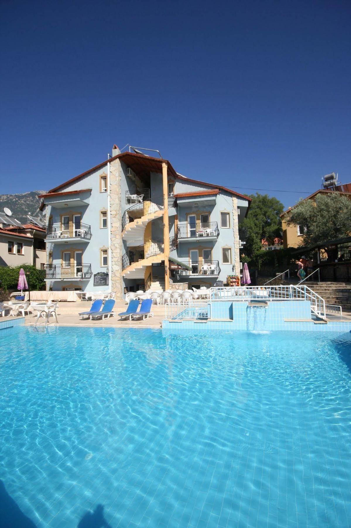 Cypriot Hotel 厄吕代尼兹 外观 照片