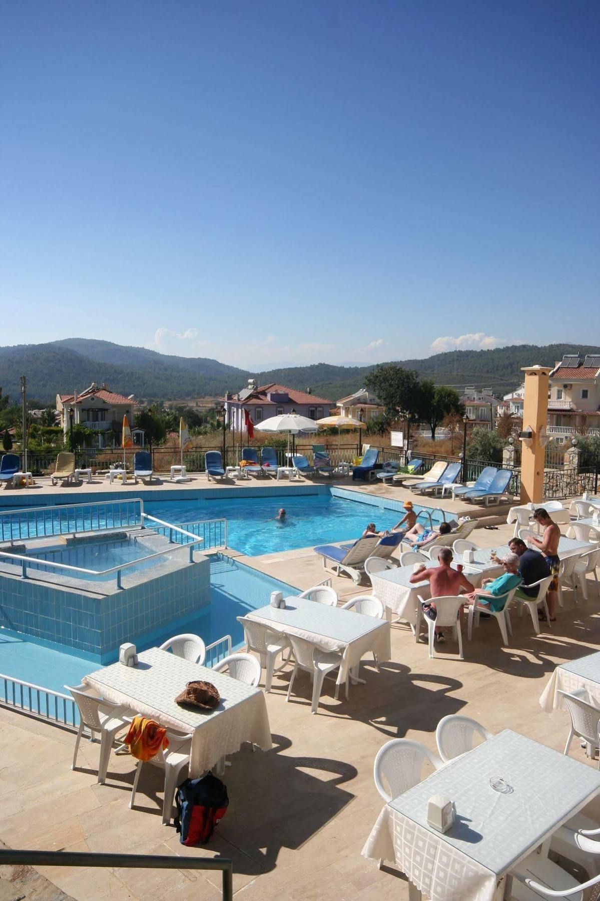 Cypriot Hotel 厄吕代尼兹 外观 照片