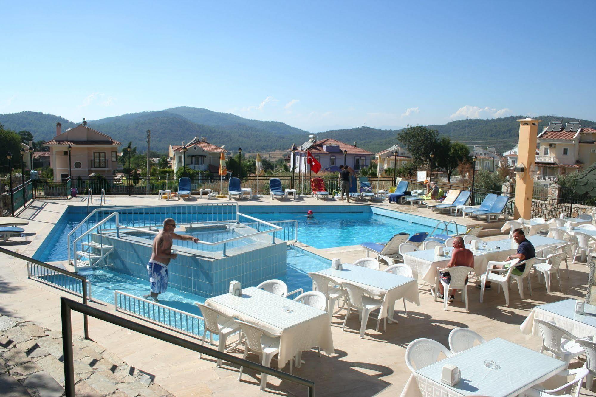 Cypriot Hotel 厄吕代尼兹 外观 照片