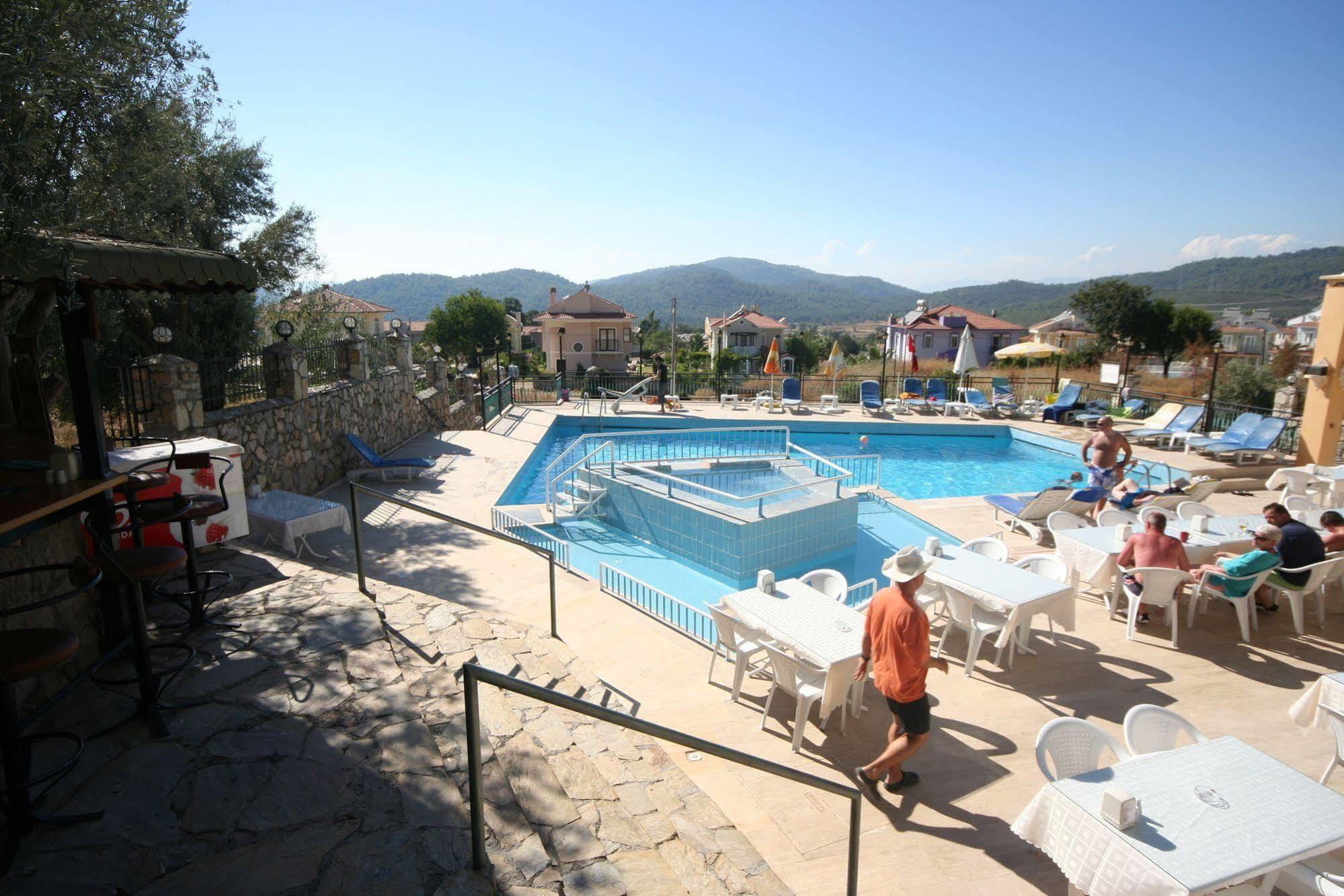 Cypriot Hotel 厄吕代尼兹 外观 照片