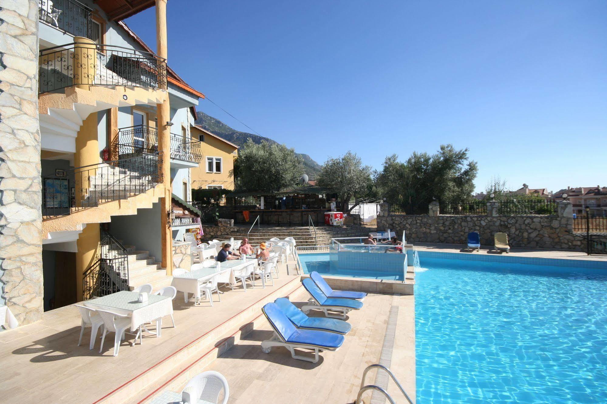 Cypriot Hotel 厄吕代尼兹 外观 照片